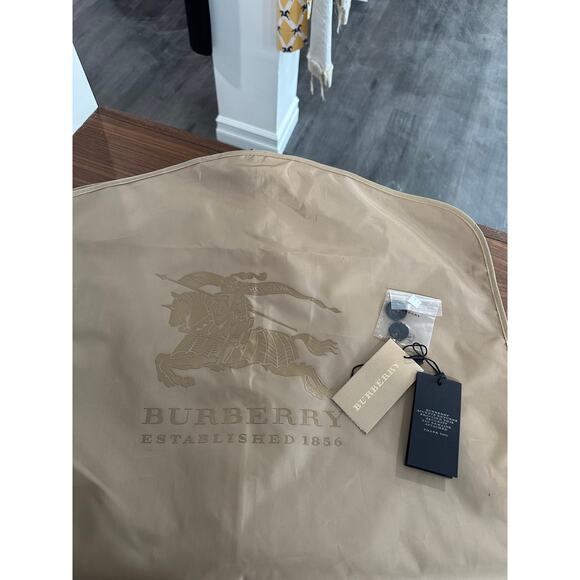 NWOT Burberry Brit Ashurst Quilted Jacket Size M - Picture 14 of 16